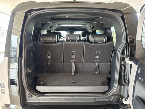New 2026 Land Rover Defender 130 X AWD/4WD image 7