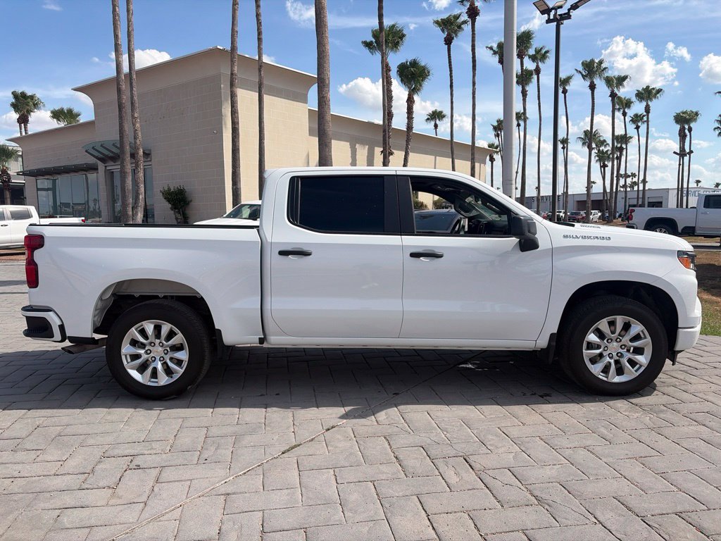 Used 2025 Chevrolet Silverado 1500 Custom RWD image 3