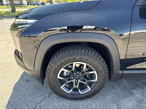 Used 2025 Chevrolet Equinox ACTIV w/ Safety and Technology Package AWD/4WD image 19