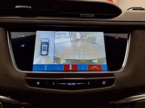 Used 2018 Cadillac XT5 Platinum w/ Driver Assist Package AWD/4WD image 27