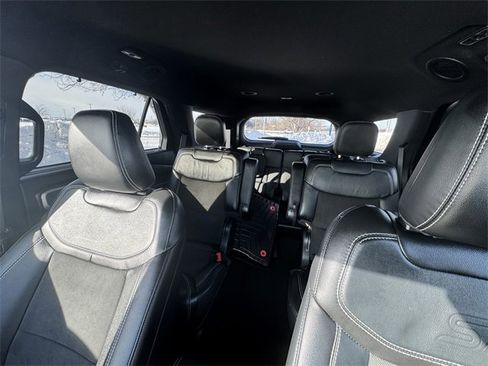 Certified 2022 Ford Explorer ST image 31