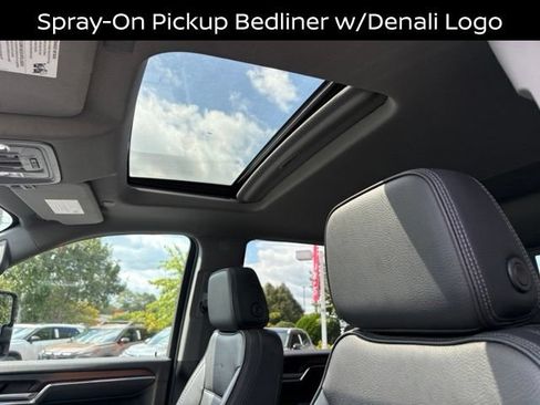 Used 2024 GMC Sierra 3500 Denali w/ Denali Reserve Package AWD/4WD image 27