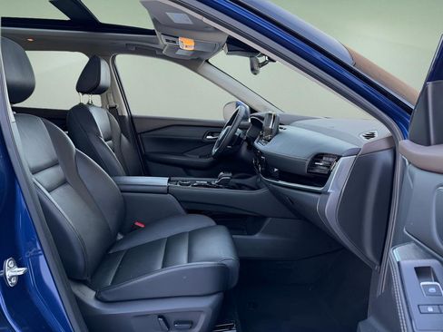 Certified 2023 Nissan Rogue SL w/ SL Premium Package image 30