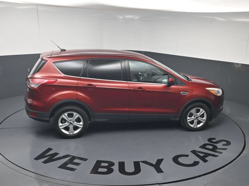 Used 2016 Ford Escape SE FWD image 33
