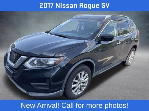 Used 2017 Nissan Rogue SV AWD/4WD image 5