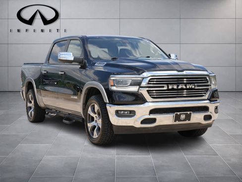 Used 2019 RAM 1500 Laramie AWD/4WD image 3