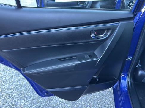 Used 2017 Toyota Corolla LE image 15