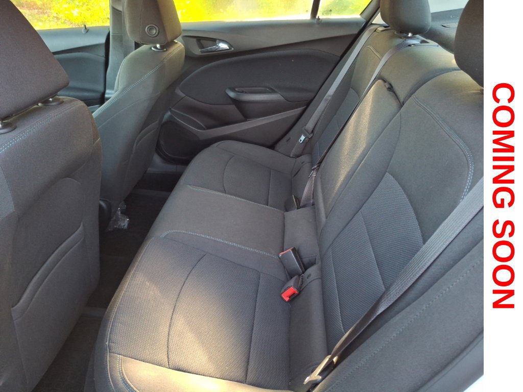 Used 2016 Chevrolet Cruze LT FWD image 10