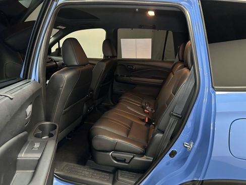 Certified 2024 Honda Passport TrailSport image 32