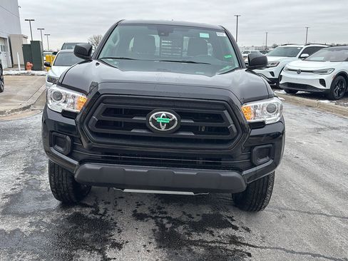 Used 2022 Toyota Tacoma SR w/ SX Package image 3
