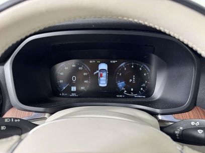 Used 2022 Volvo S60 B5 Momentum w/ Premium Package