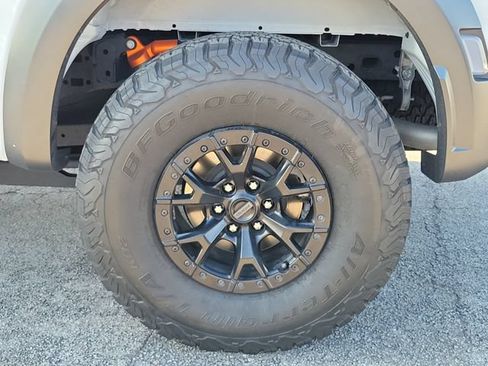 Used 2023 Ford F150 Raptor w/ Raptor Carbon Fiber Package AWD/4WD image 8