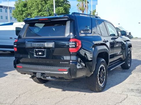 Used 2025 Toyota 4Runner TRD Off-Road Premium AWD/4WD image 4