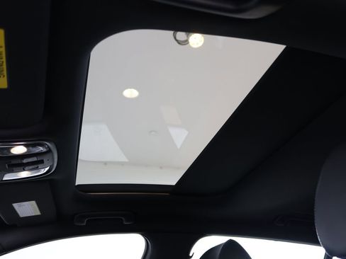 Used 2020 Kia Stinger GT1 image 18