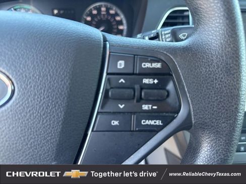 Used 2016 Hyundai Sonata SE image 24