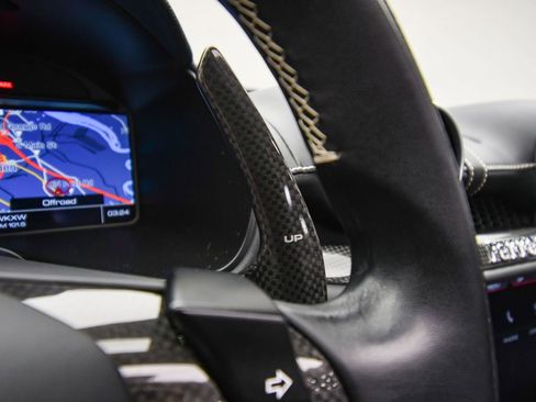 Used 2019 Ferrari Portofino image 43