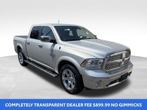 Used 2017 RAM 1500 Laramie w/ Convenience Group AWD/4WD image 2