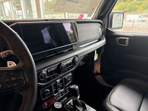 New 2025 Jeep Wrangler Unlimited Rubicon 392 image 18