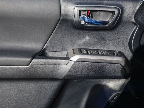 Used 2019 Toyota Tacoma TRD Pro image 23