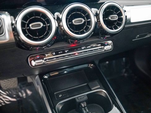 Certified 2023 Mercedes-Benz GLB 250 w/ Premium Package image 23