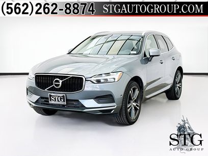 Used 2019 Volvo XC60 T5 Momentum w/ Premium Package