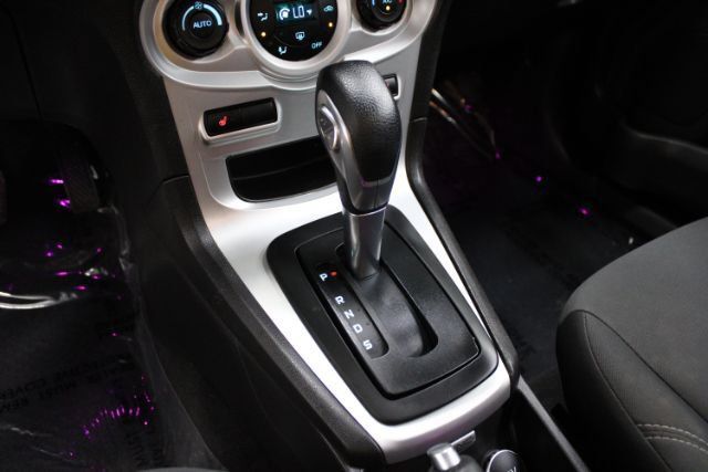 Used 2016 Ford Fiesta SE w/ Cold Weather Package FWD image 14