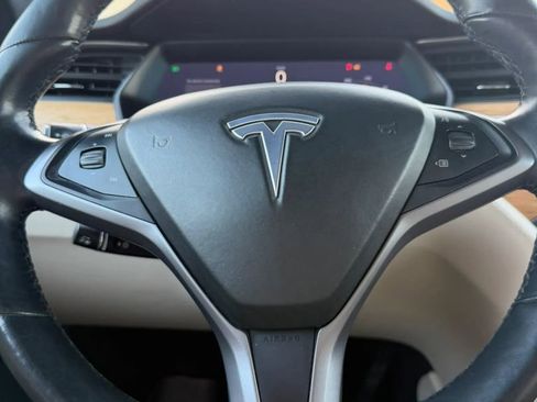 Used 2021 Tesla Model X Long Range AWD/4WD image 22