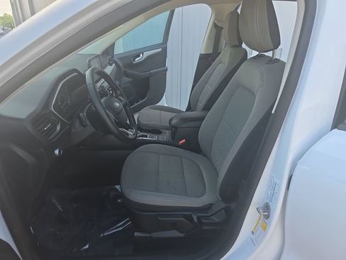Used 2021 Ford Escape SE w/ Cold Weather Package AWD/4WD image 11
