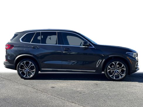 Used 2022 BMW X5 xDrive40i w/ Executive Package image 30