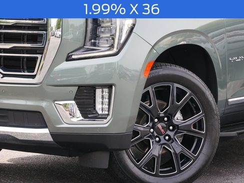 Used 2024 GMC Yukon SLT w/ SLT Luxury Package AWD/4WD image 19