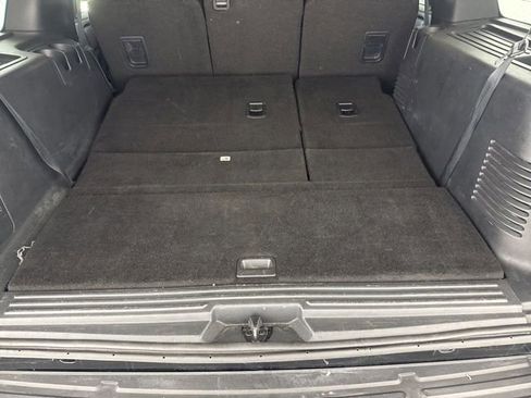 Used 2016 Ford Expedition XLT AWD/4WD image 29