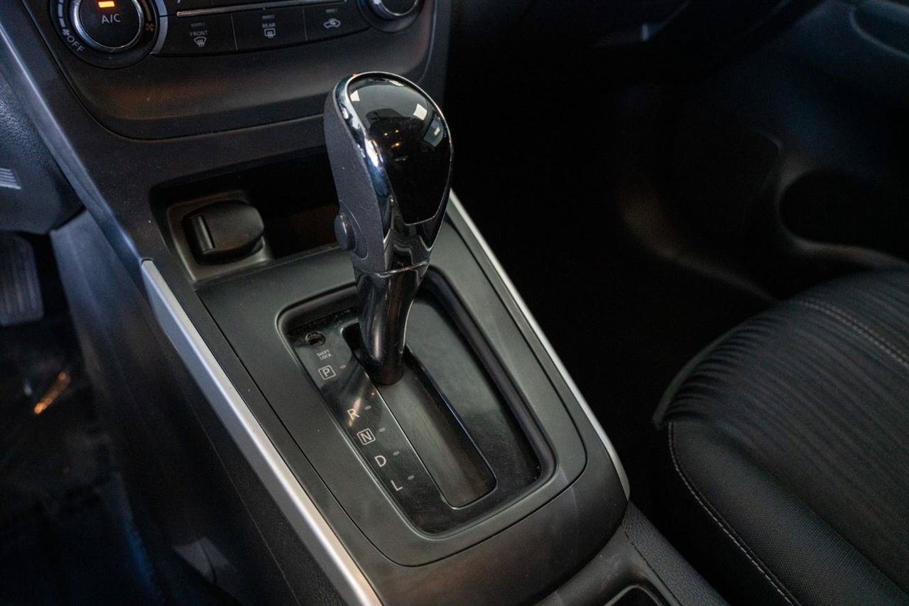 Used 2017 Nissan Sentra SV FWD image 19