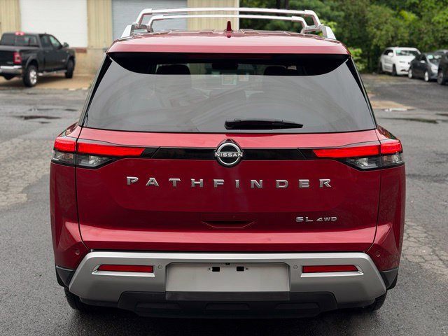 Used 2023 Nissan Pathfinder SL AWD/4WD image 6