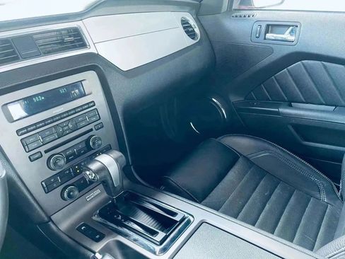 Used 2011 Ford Mustang GT Premium w/ Comfort Pkg RWD image 16