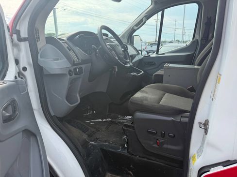 Used 2017 Ford Transit 250 130 Low Roof RWD image 7