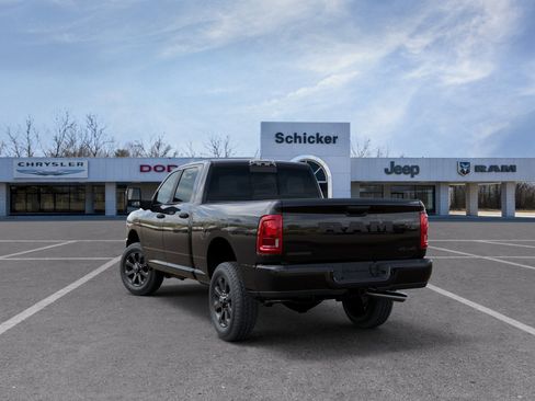 New 2026 RAM 3500 Big Horn AWD/4WD image 29
