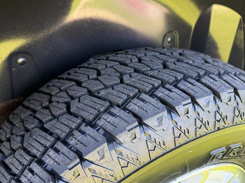 Used 2010 Chevrolet Avalanche LT image 26