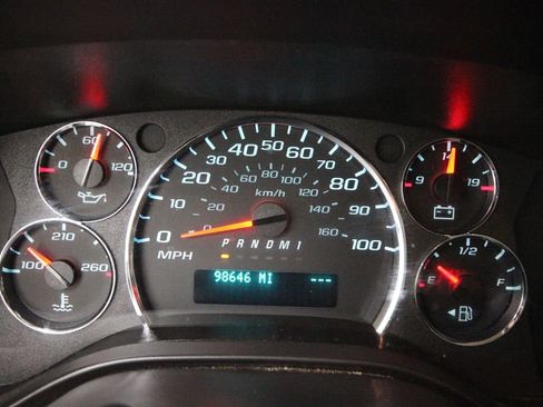 Used 2021 Chevrolet Express 3500 Extended w/ Driver Convenience Package RWD image 17