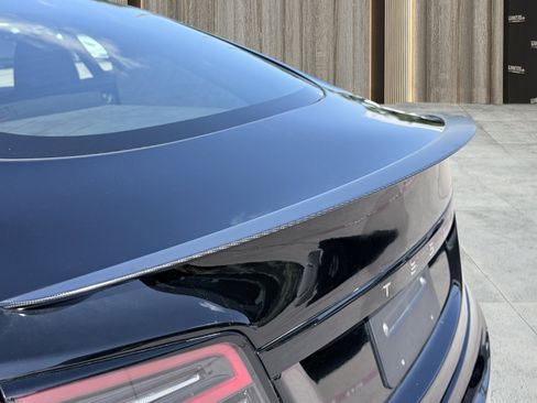 Used 2023 Tesla Model S Plaid image 19