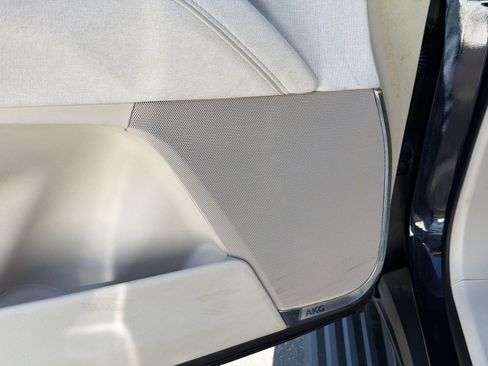 Certified 2022 Cadillac Escalade Sport Platinum w/ Heavy-Duty Trailer Package AWD/4WD image 26