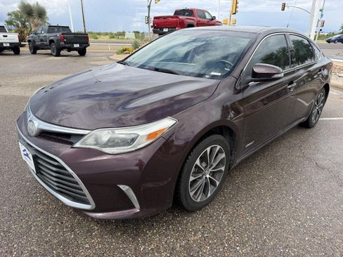 Used 2018 Toyota Avalon XLE Premium w/ All Weather Liner Package FWD image 1