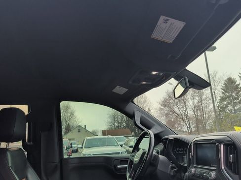 Used 2020 GMC Sierra 1500 AT4 w/ AT4 Premium Package image 8