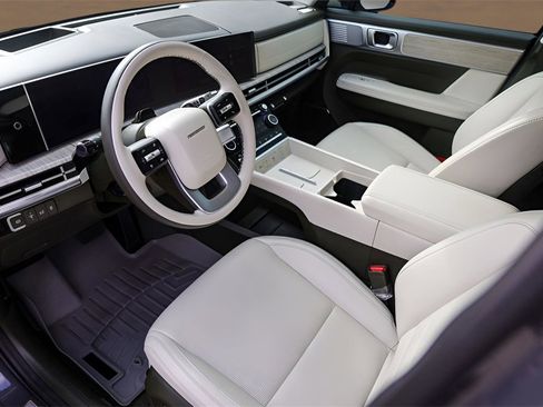 Used 2024 Hyundai Santa Fe Calligraphy image 10