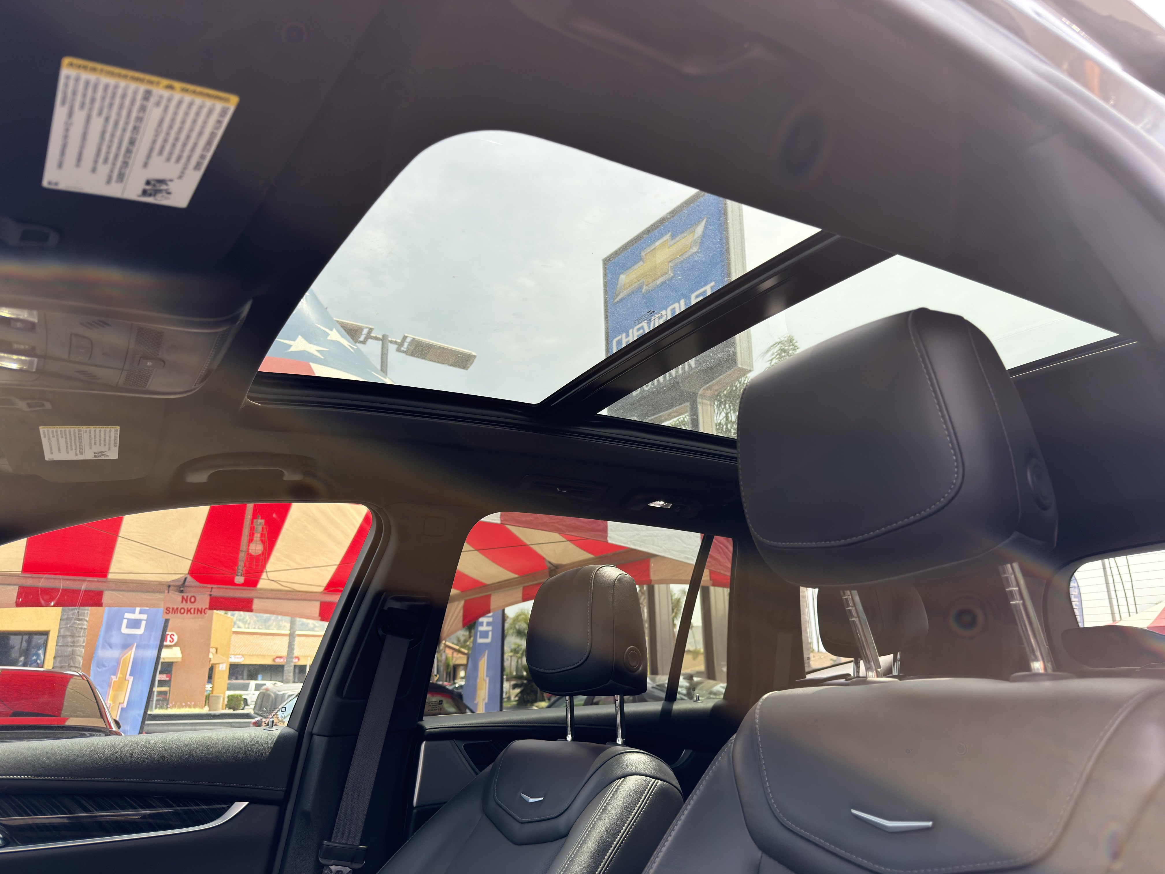 Used 2024 Cadillac XT6 Premium Luxury AWD/4WD image 39