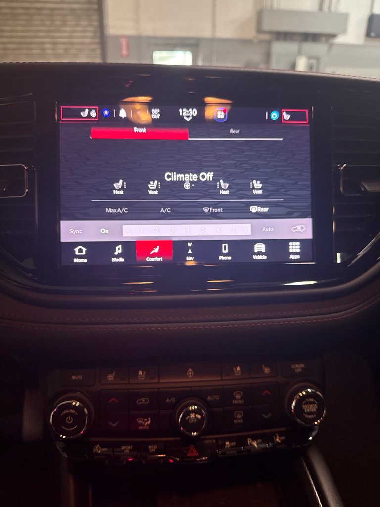 Used 2023 Dodge Durango GT AWD/4WD image 11
