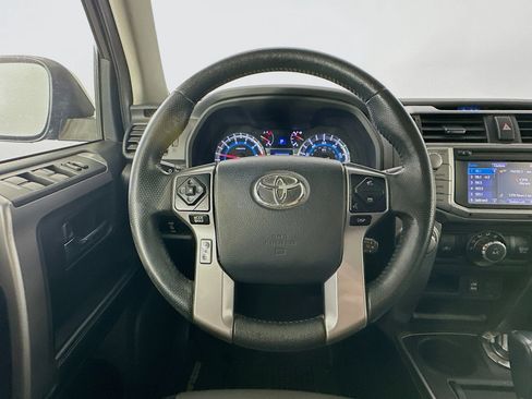 Used 2019 Toyota 4Runner SR5 image 11