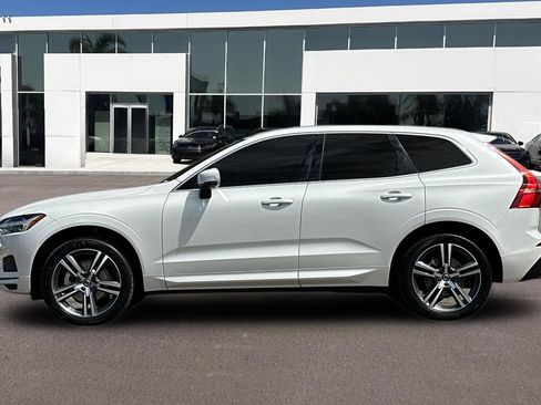 Used 2020 Volvo XC60 T5 Momentum w/ Protection Package Premier FWD image 6