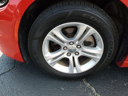 Used 2023 Dodge Charger SXT image 8