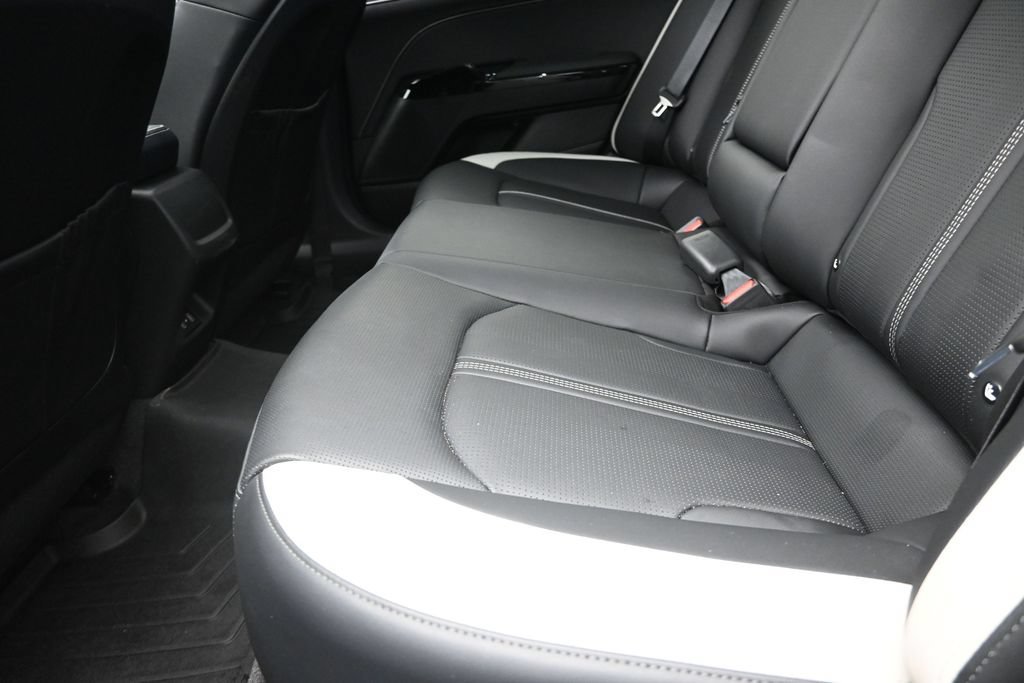 Used 2026 Kia K5 GT-Line w/ GT-Line Premium Package FWD image 16