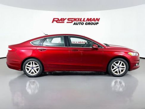 Used 2014 Ford Fusion SE w/ Equipment Group 202A image 6